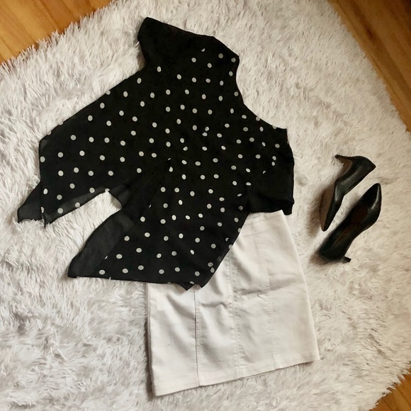 Black and White Polka Dot Blouse - Picture 2 of 5